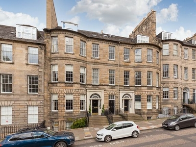 Detached house to rent in North Castle Street, Edinburgh EH2