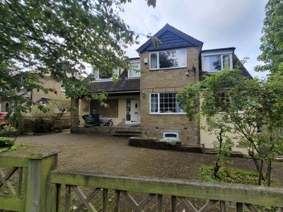Detached house to rent in Shay Lane, Bradford BD9