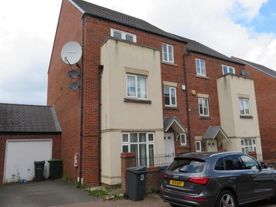 End terrace house to rent in Mead Avenue, Edgbaston, Birmingham B16