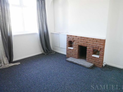 End terrace house to rent in Parkfield Road, Wolverhampton WV4