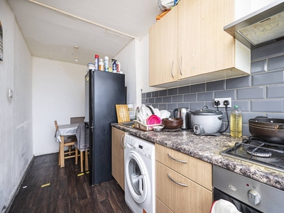 Flat in Coventry Road, Tower Hamlets, E1