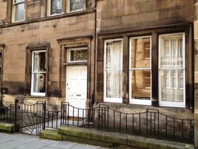 Flat to rent in 212, Bruntsfield Place, Edinburgh EH10