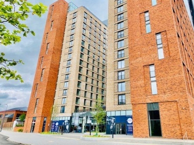 Flat to rent in 4 Wharf End, Manchester M17