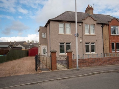 Flat to rent in Barrie Street, Methil KY8