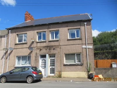 Flat to rent in Castle Street, Maesteg, Bridgend. CF34