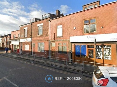 Flat to rent in Kearsley, Kearsley, Bolton BL4