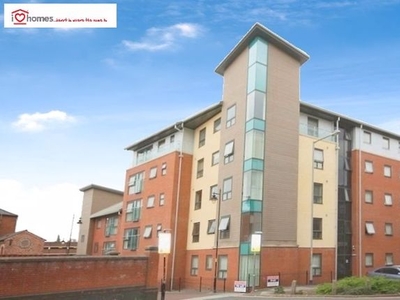 Flat to rent in Little Station Street, Walsall WS2
