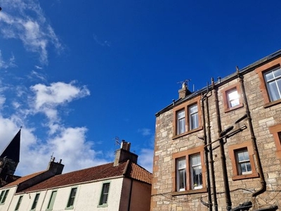 Flat to rent in Melbourne Place, North Berwick, East Lothian EH39