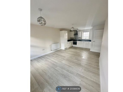 Flat to rent in Middleton House, Nuneaton CV10