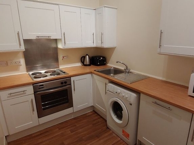 Flat to rent in Moat Place, Slateford, Edinburgh EH14