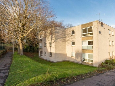 Flat to rent in Mortonhall Park Crescent, Mortonhall, Edinburgh EH17