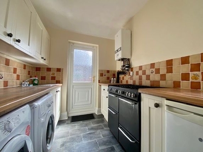 Flat to rent in Splott Road, Splott, Cardiff CF24