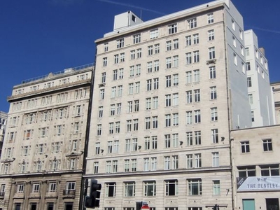 Flat to rent in The Strand, Liverpool L2