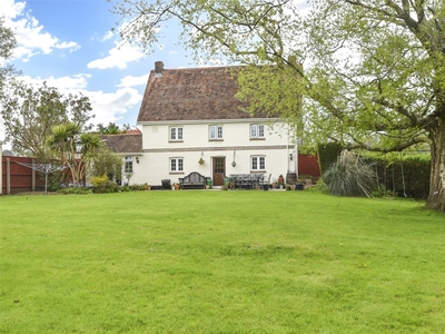 Fox Lane, Little Canford, Wimborne, Dorset, BH21 4 bedroom house in Little Canford