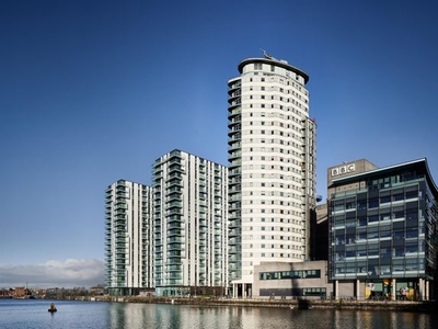 Penthouse to rent in The Heart, Blue, Media City UK, Salford M50