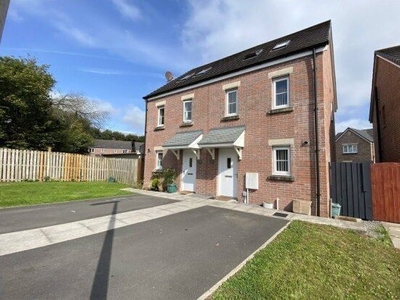 Property to rent in Maes Pedr, Carmarthen SA31