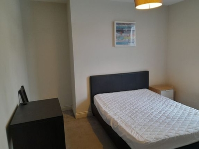 Room to rent in Wakefield Road, Normanton WF6