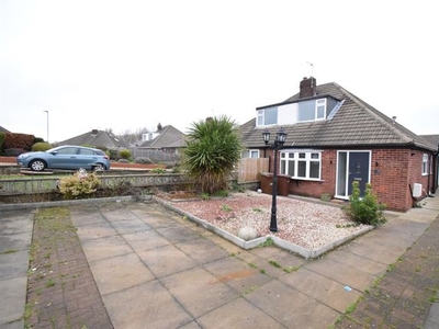 Semi-detached bungalow to rent in Clayton Rise, Wakefield WF1