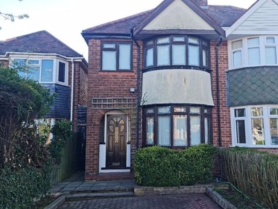 Semi-detached house to rent in Glenwood Road, Kings Norton, Birmingham B38