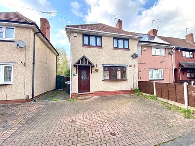Semi-detached house to rent in Lowe Avenue, Wednesbury WS10