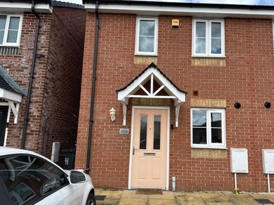 Semi-detached house to rent in Queslett Way, Birmingham B42