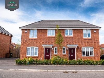 Semi-detached house to rent in Reynolds Place, Worsley M28