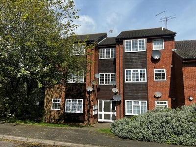 Studio Apartment For Sale In Daventry, Northants