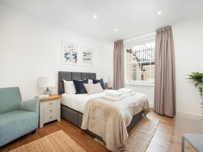 Studio Flat For Rent In Bayswater, London