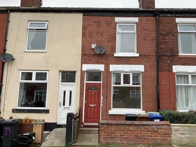 Terraced house to rent in Courthill Street, Offerton, Stockport SK1