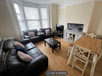Terraced house to rent in Garmoyle Road, Liverpool L15