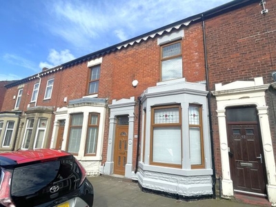 Terraced house to rent in Waverley Road, Preston PR1