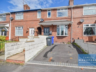 Town house to rent in Maureen Ave, Sandyford, Stoke On Trent ST6