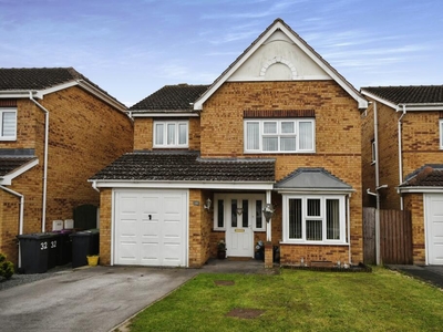 4 bedroom detached house for sale in Richmond Drive, North Hykeham, Lincoln, Lincolnshire, LN6