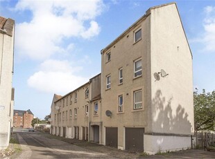 1 bed first floor flat for sale in Haddington