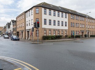 1 Bed Flat, Lincoln Court, PE1