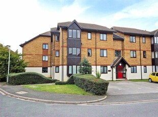 1 bedroom apartment for sale in Redwood Grove, Bedford, MK42