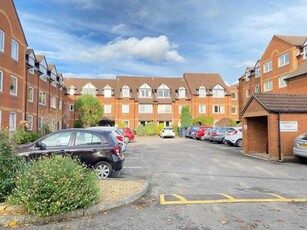 1 Bedroom Apartment For Sale In Station Road