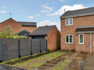 1 bedroom end of terrace house for sale in Wydale Road, York, North Yorkshire, YO10