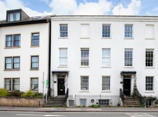 1 bedroom flat for sale in Arlington House, Town Centre, Bath Road Cheltenham Gl53, GL53