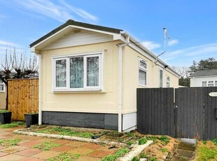 1 Bedroom Park Home For Sale In Ringwood