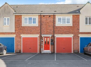 1 bedroom semi-detached house for sale in Swindon, Wiltshire, SN2