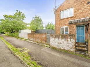 1 bedroom semi-detached house for sale in Swindon, Wiltshire, SN5