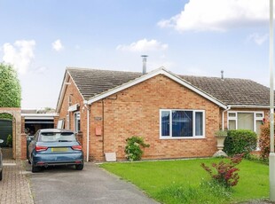 2 Bed Bungalow For Sale in Bicester, Oxfordshire, OX26 - 5426802