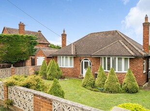 2 Bed Bungalow For Sale in Middleton Cheney, Northamptonshire, OX17 - 5112854