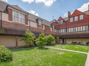 2 Bed Flat/Apartment For Sale in Wantage, Oxfordshire, OX12 - 5426623