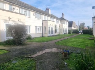 2 Bed Flat/Apartment To Rent in Staines-upon-Thames, Surrey, TW18 - 680