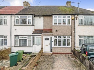 2 Bed House For Sale in Stanwell, Surrey, TW19 - 5399137