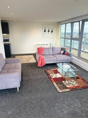 2 Bed Penthouse, North West, NG1