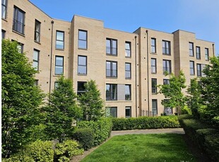 2 bed second floor flat for sale in Abbeyhill