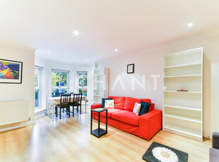 2 Bedroom Apartment For Rent In Camden, London